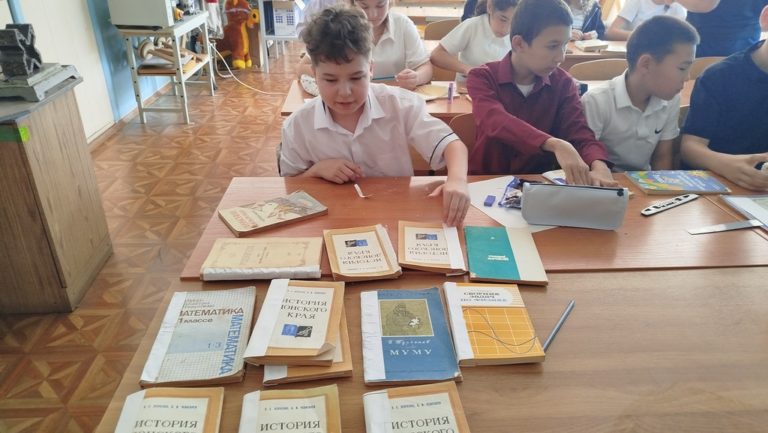 Подробнее о статье Мастерская «Подарки со смыслом». Проект «Книжкина больница»